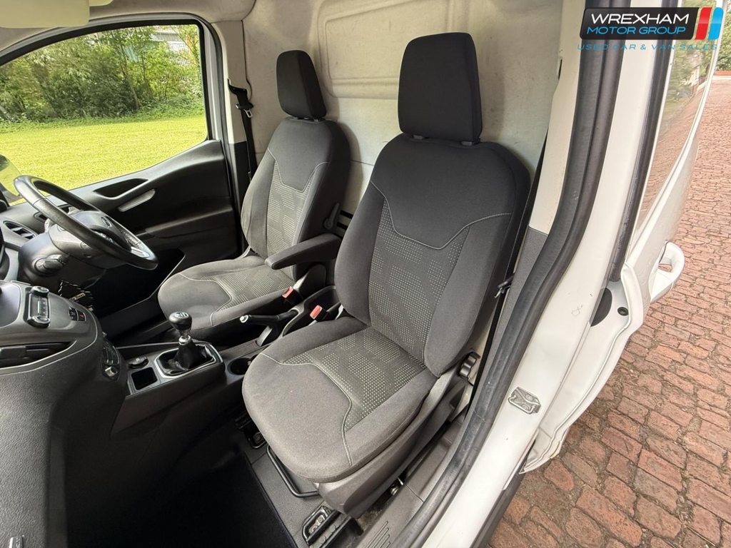 Ford Transit Courier 1.5L 1.5 Tdci Limited L1 Euro 6 Silver #23