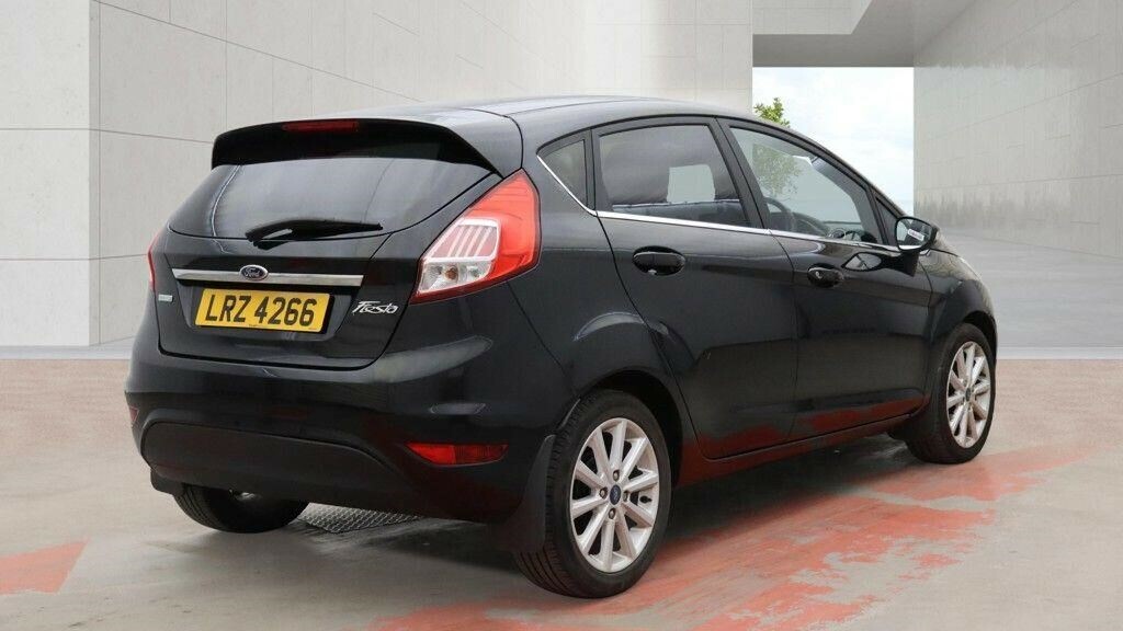 Ford Fiesta 1.0T Ecoboost Titanium Euro 6 Ss LRZ4266 Black #5