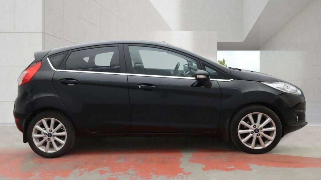 Ford Fiesta 1.0T Ecoboost Titanium Euro 6 Ss LRZ4266 Black #3
