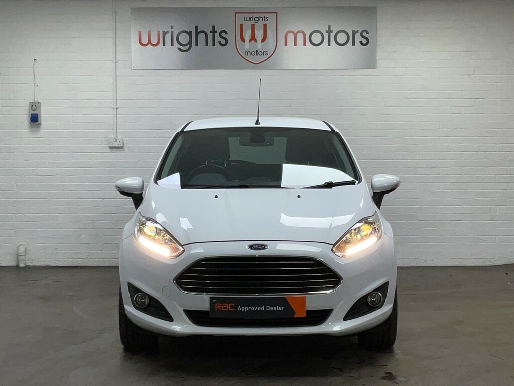 Ford Fiesta 1.0T Ecoboost Titanium Euro 6 Ss CV17OML White #4