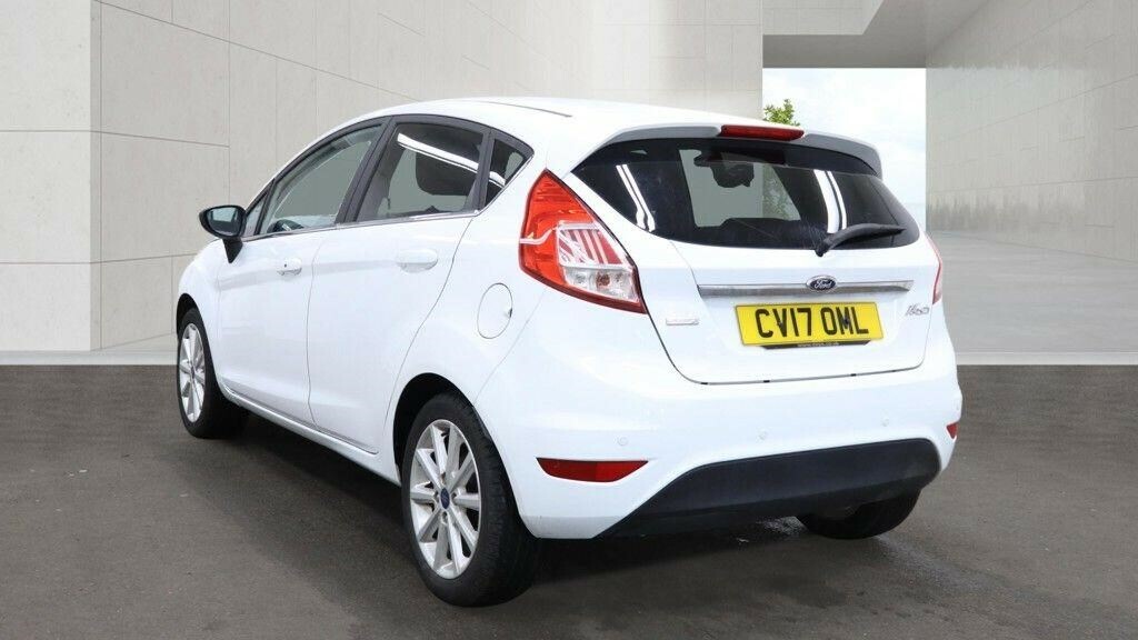 Ford Fiesta 1.0T Ecoboost Titanium Euro 6 Ss White #6