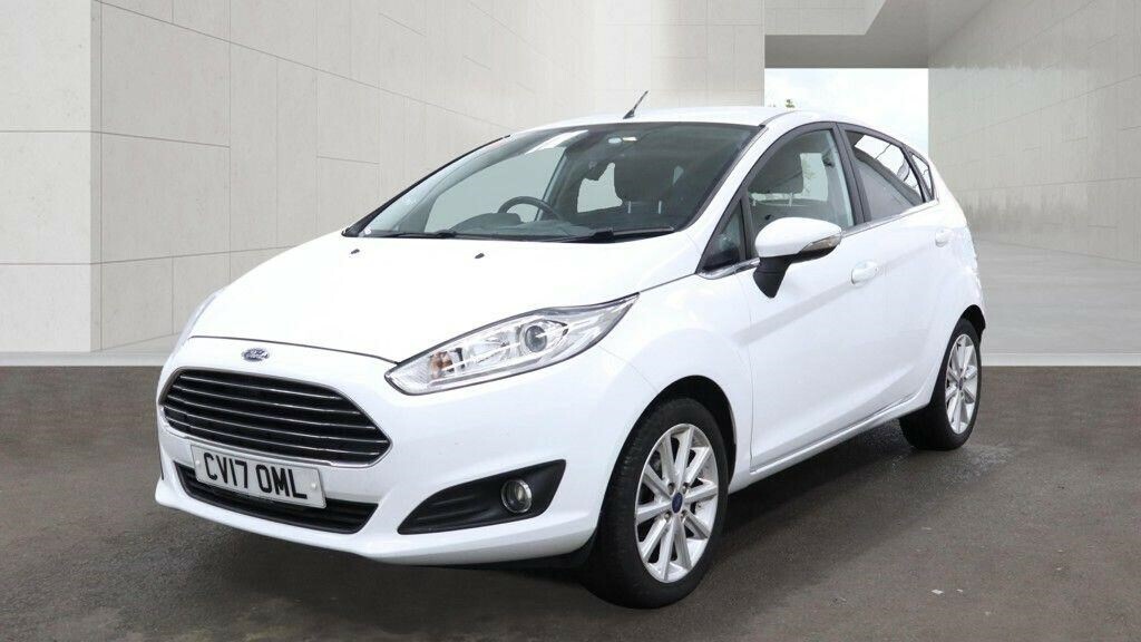 Ford Fiesta 1.0T Ecoboost Titanium Euro 6 Ss White #2