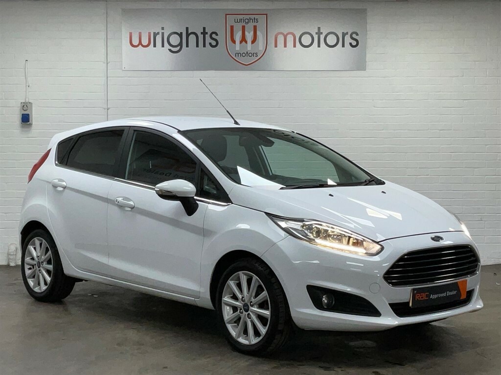 Ford Fiesta 1.0T Ecoboost Titanium Euro 6 Ss CV17OML White #2