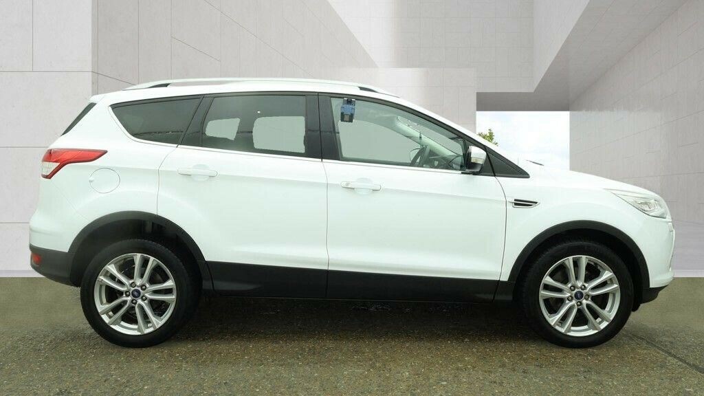 Ford Kuga 2.0 Tdci Titanium X 2Wd Euro 6 Ss White #3
