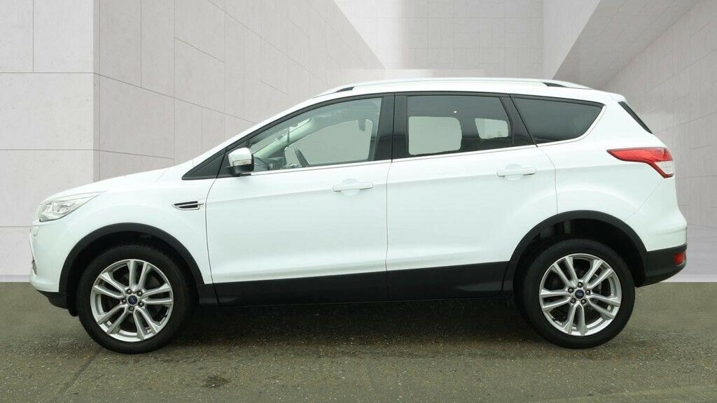 Ford Kuga 2.0 Tdci Titanium X 2Wd Euro 6 Ss White #4