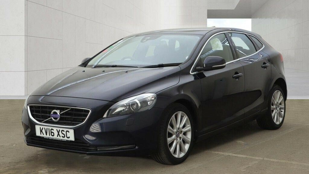 Volvo V40 2.0 D2 Se Lux Nav Euro 6 Ss Blue #2