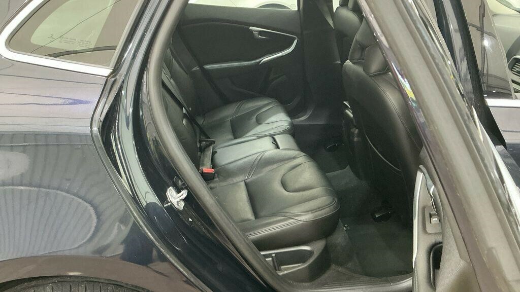 Volvo V40 2.0 D2 Se Lux Hatchback Euro 6  #9