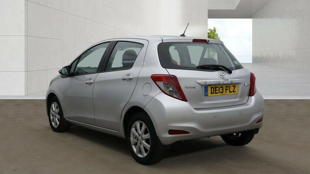 Toyota Yaris 1.33 Dual Vvt-i Tr Euro 5  #3