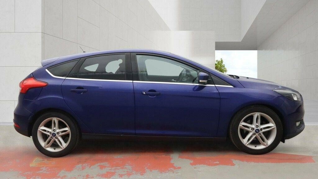 Ford Focus 1.0T Ecoboost Zetec Euro 6 Ss  #3