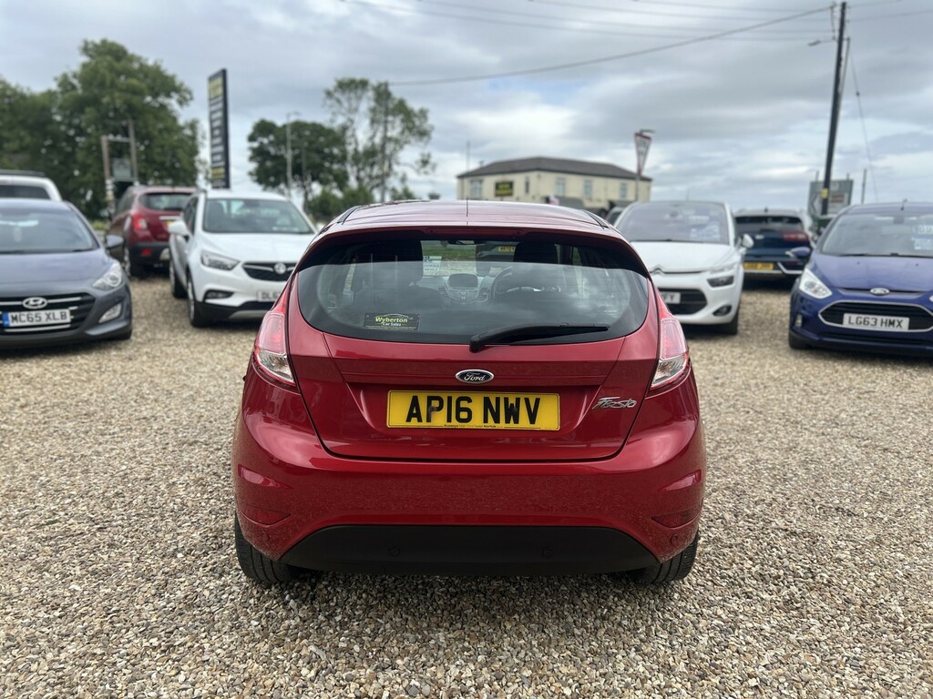 Ford Fiesta Hatchback 1.5 Tdci Zetec 2016 AP16NWV Red #6