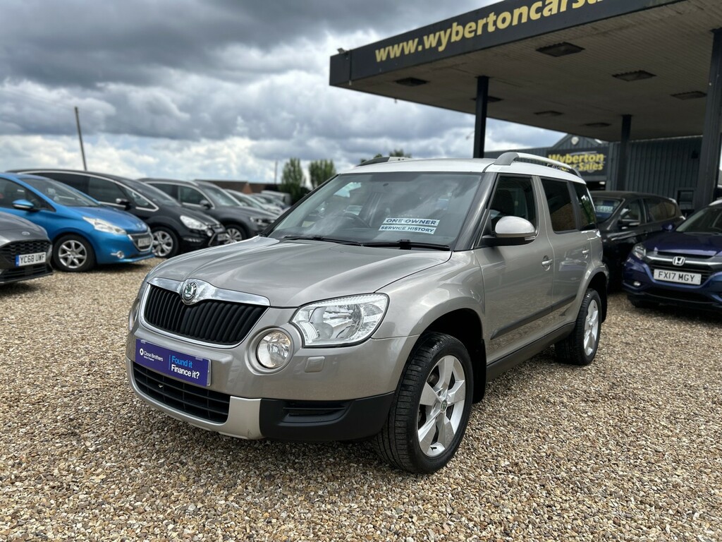 Skoda Yeti Suv 1.2 Tsi Se 2013 Beige