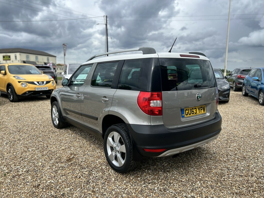Skoda Yeti Suv 1.2 Tsi Se 2013 GU63YPW Beige #5