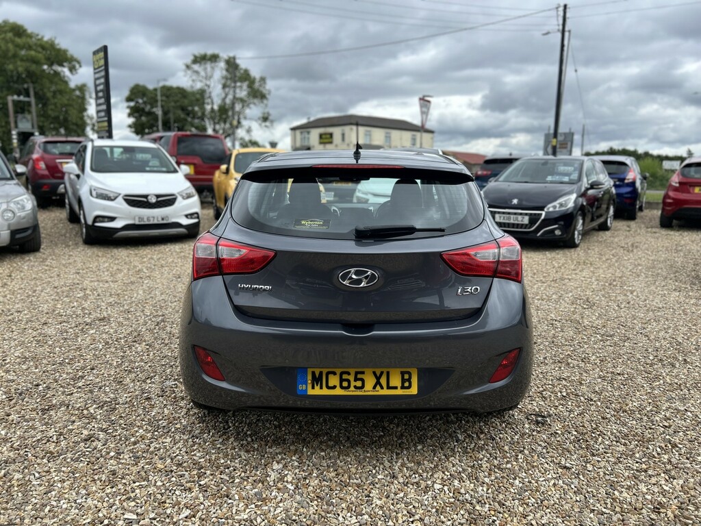 Hyundai I30 Hatchback 1.6 Crdi Blue Drive Se 2015 Grey #6