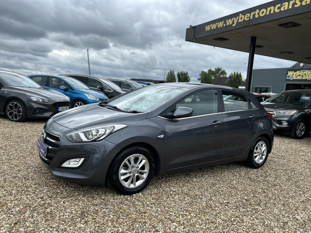 Hyundai I30 Hatchback 1.6 Crdi Blue Drive Se 2015 Grey #3
