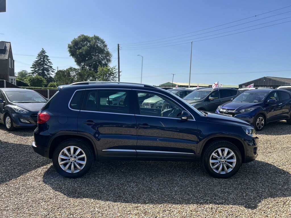 Volkswagen Tiguan Match Tdi Bluemotion Tech White #8