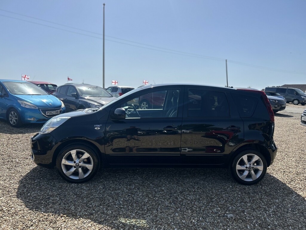 Nissan Note 1.4 16V N-tec Black #4