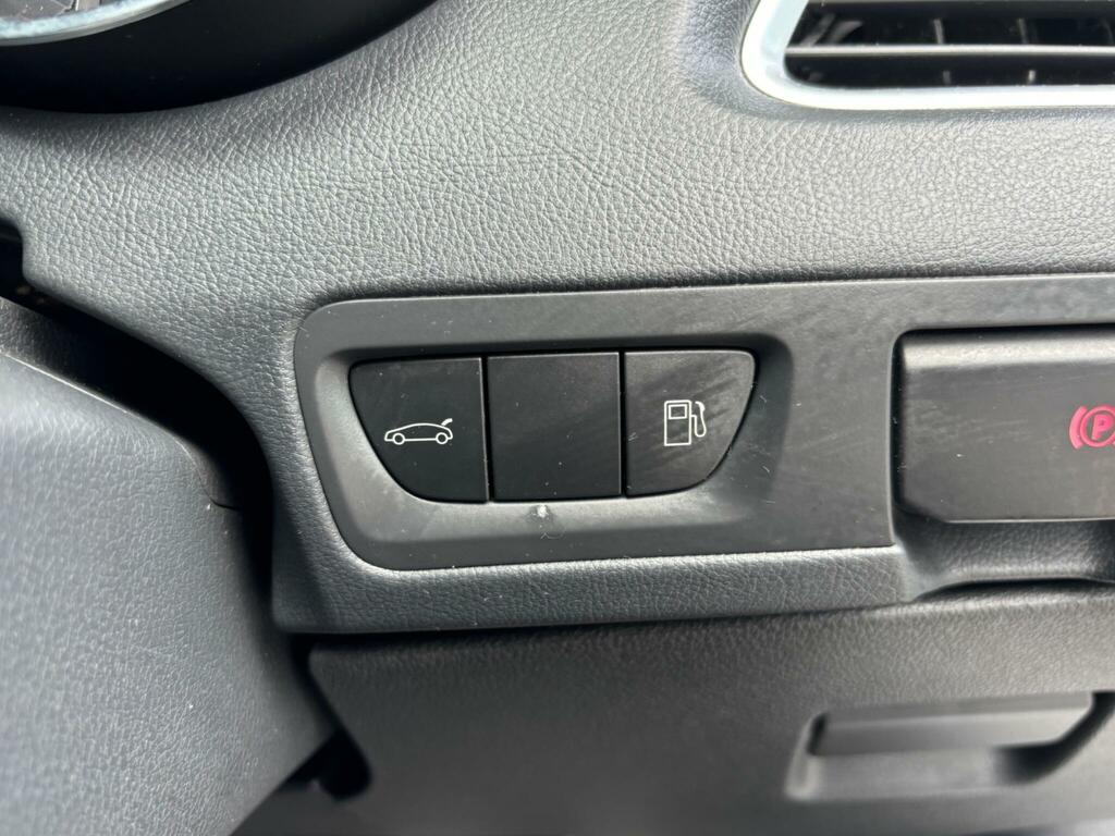 Peugeot 508 1.6 E-hdi Active Navigation Version 115 Bhp Black #26