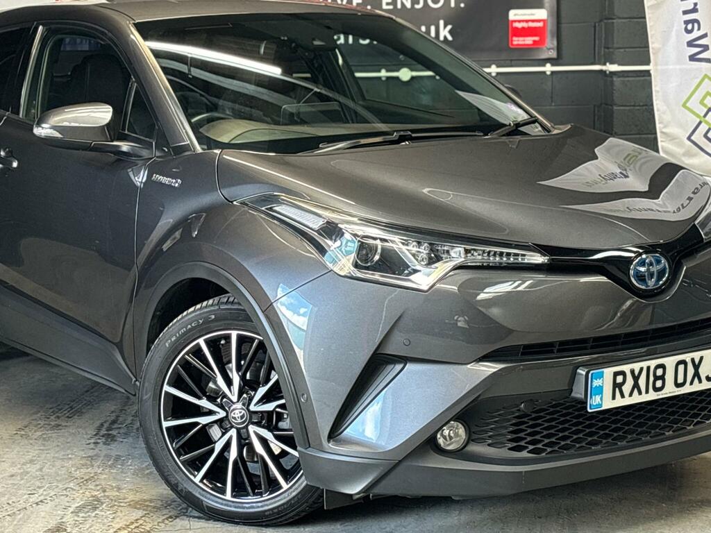 Toyota C-Hr 1.8 Hybrid Dynamic Cvt White #49