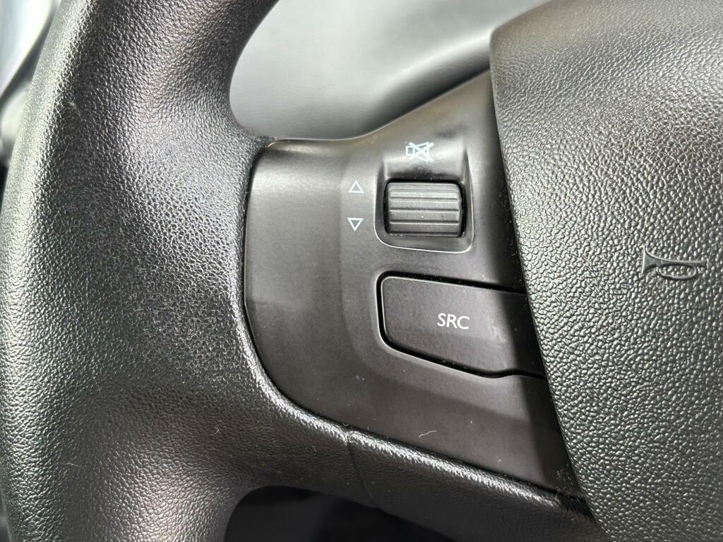 Peugeot 208 Active Silver #18