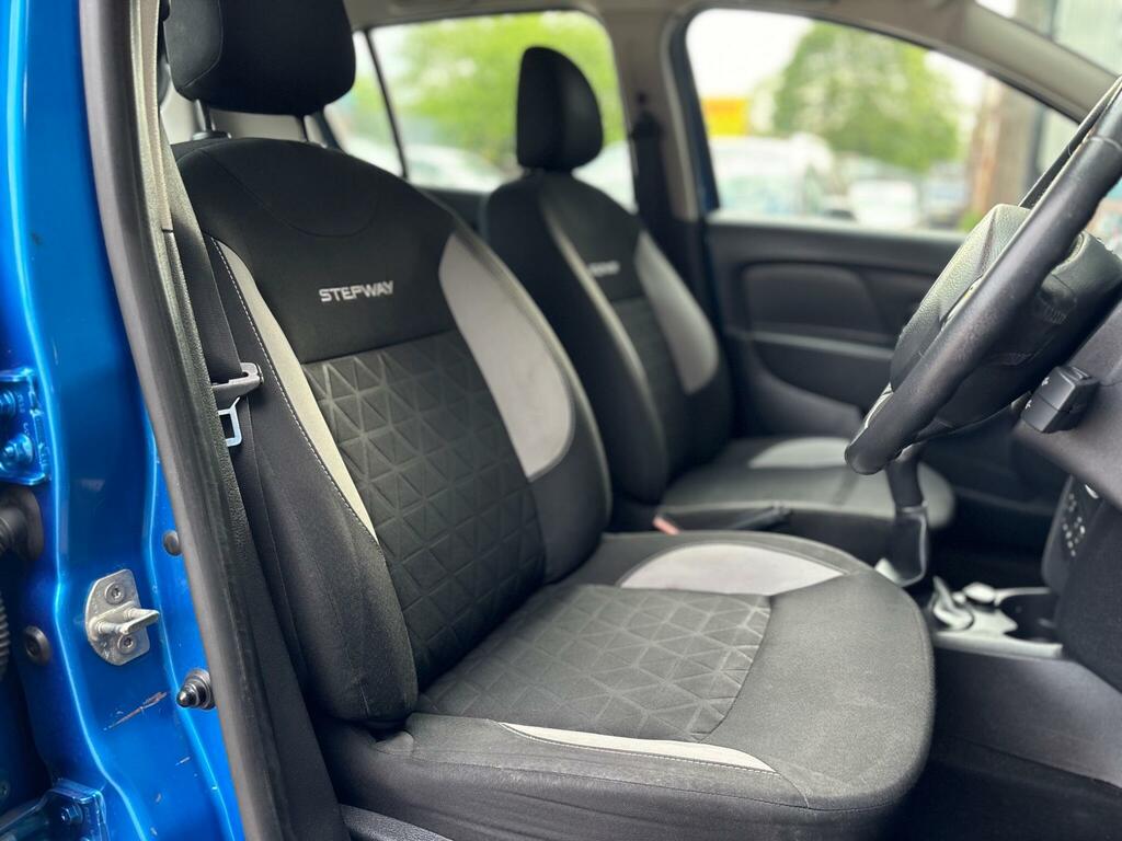 Dacia Sandero Stepway Stepway White #13