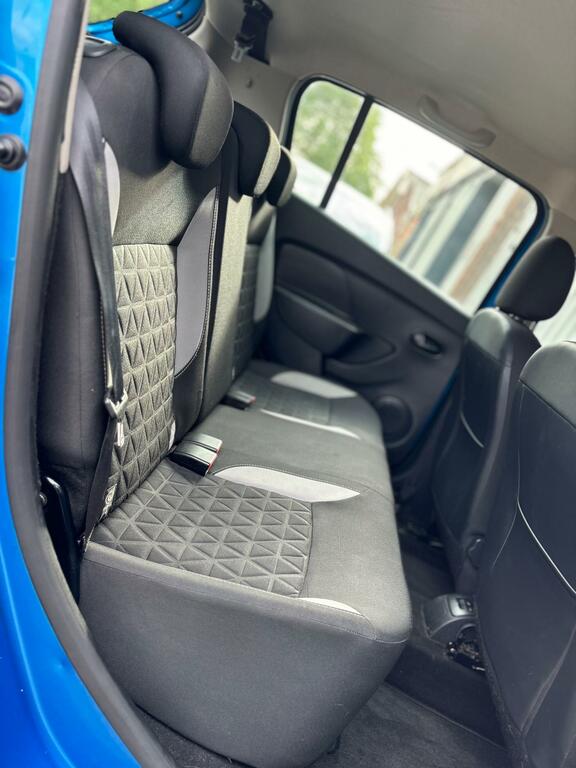Dacia Sandero Stepway Stepway White #16