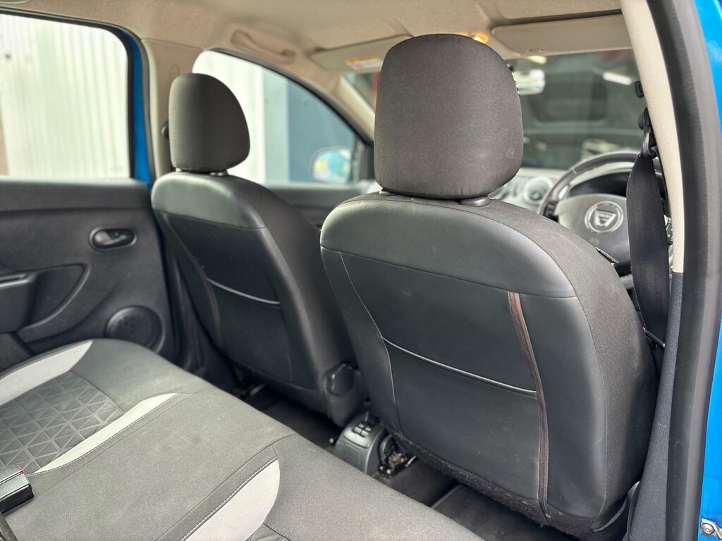 Dacia Sandero Stepway Stepway White #14