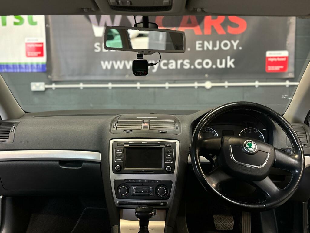 Skoda Octavia 1.6L Se Silver #19