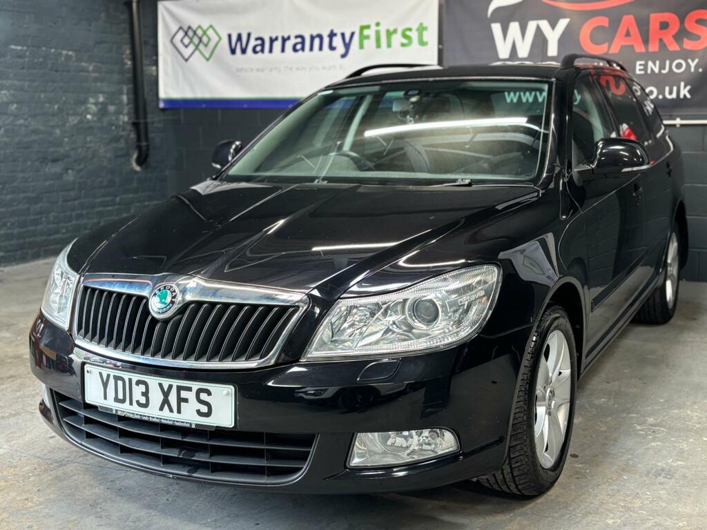 Skoda Octavia Elegance Black #2
