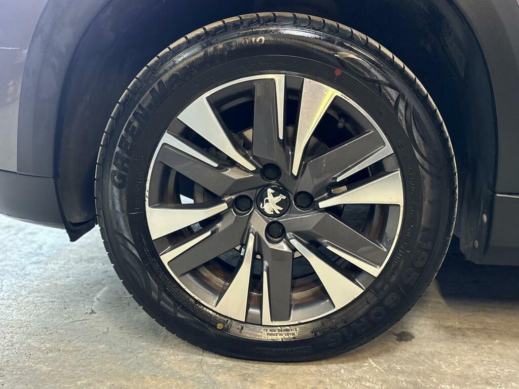 Peugeot 2008 Active Black #30