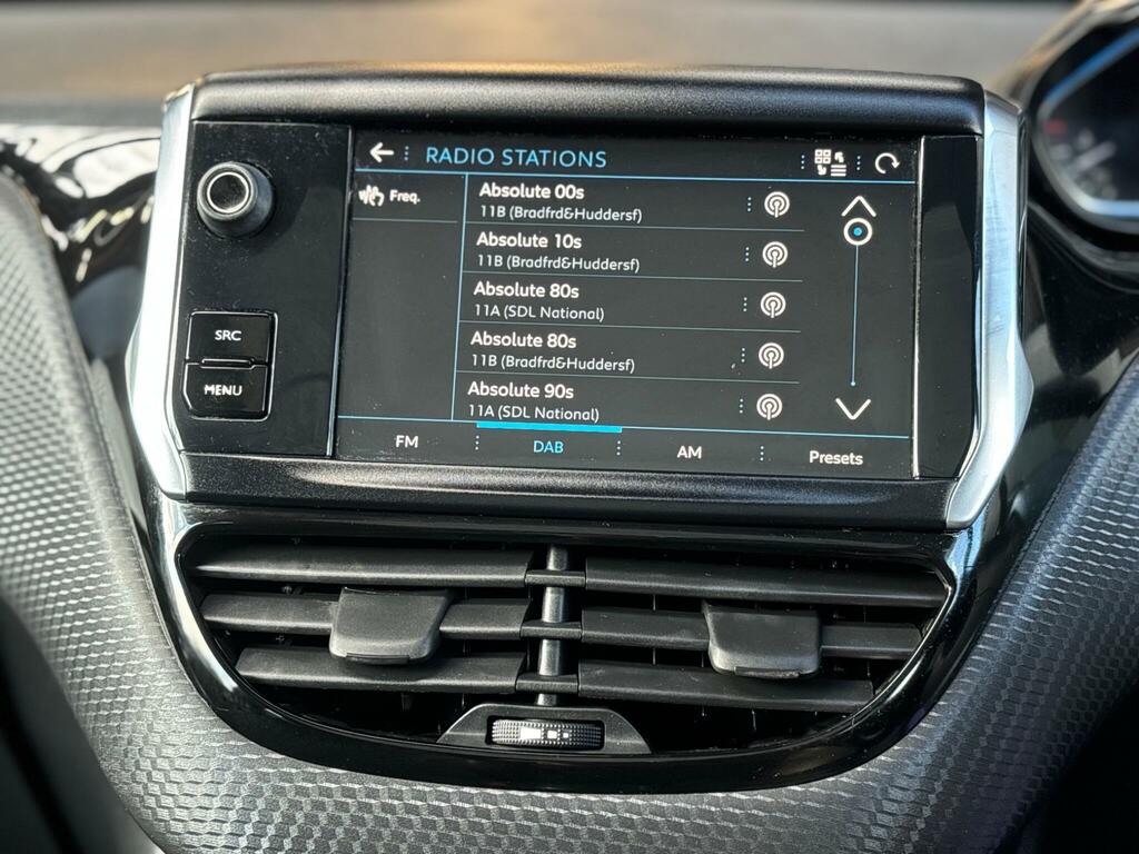 Peugeot 2008 Active Black #32