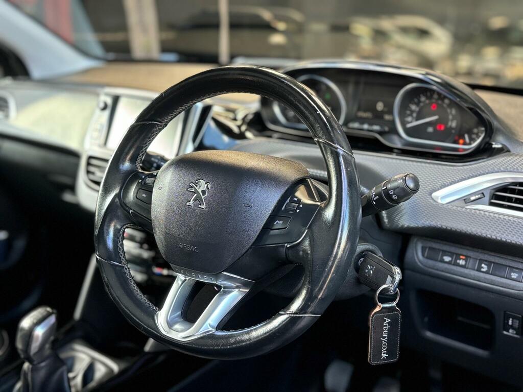 Peugeot 2008 Active Black #43