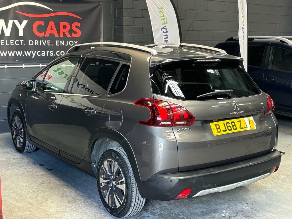 Peugeot 2008 Allure Premium Grey #4