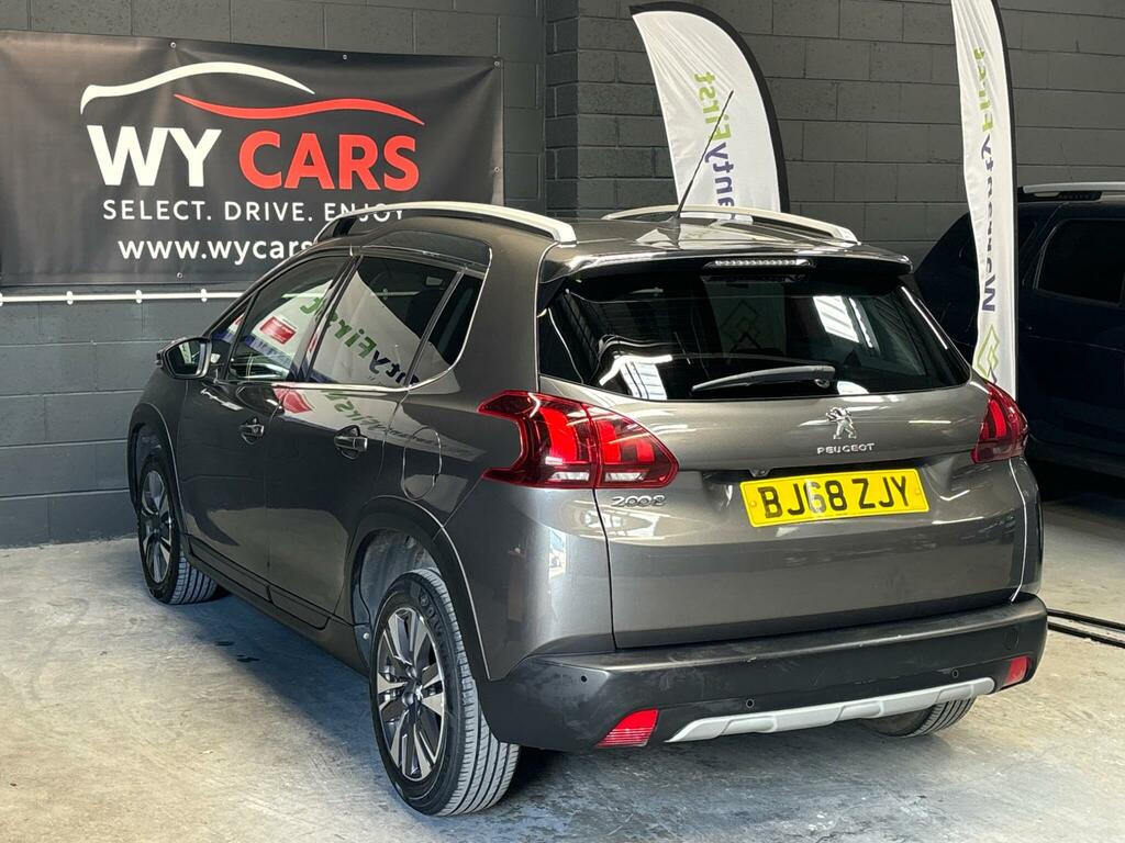Peugeot 2008 Active Black #7
