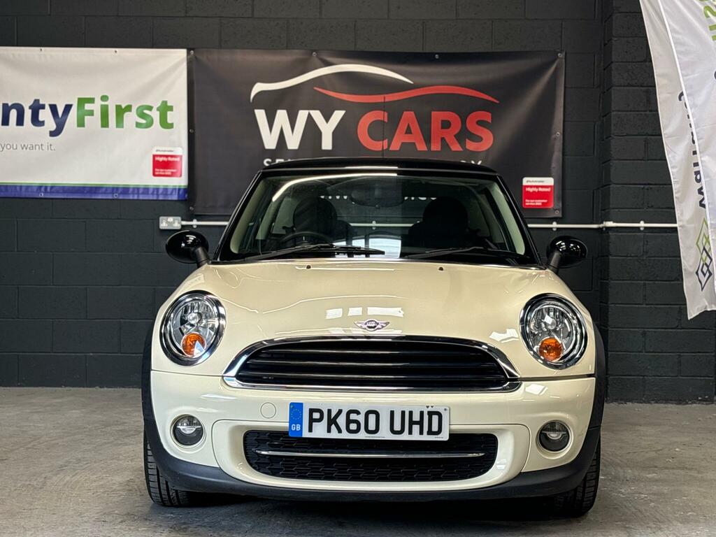Mini Hatch Cooper D White #2