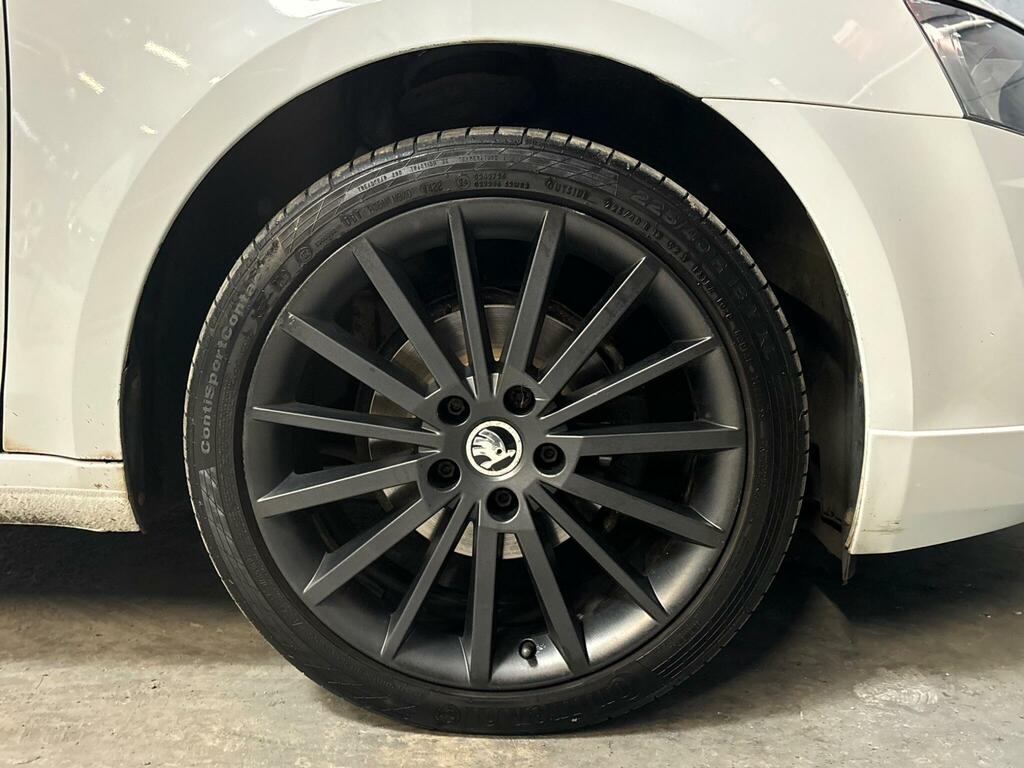 Skoda Octavia Octavia Vrs Tdi Cr Black #8