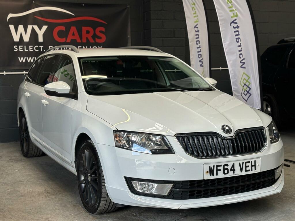 Skoda Octavia Black Edition White #3