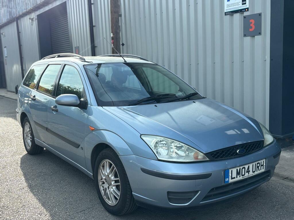 Ford Focus 1.6 Ghia Black #1