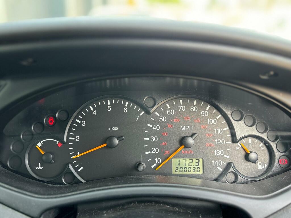Ford Focus 1.6 Ghia Black #8