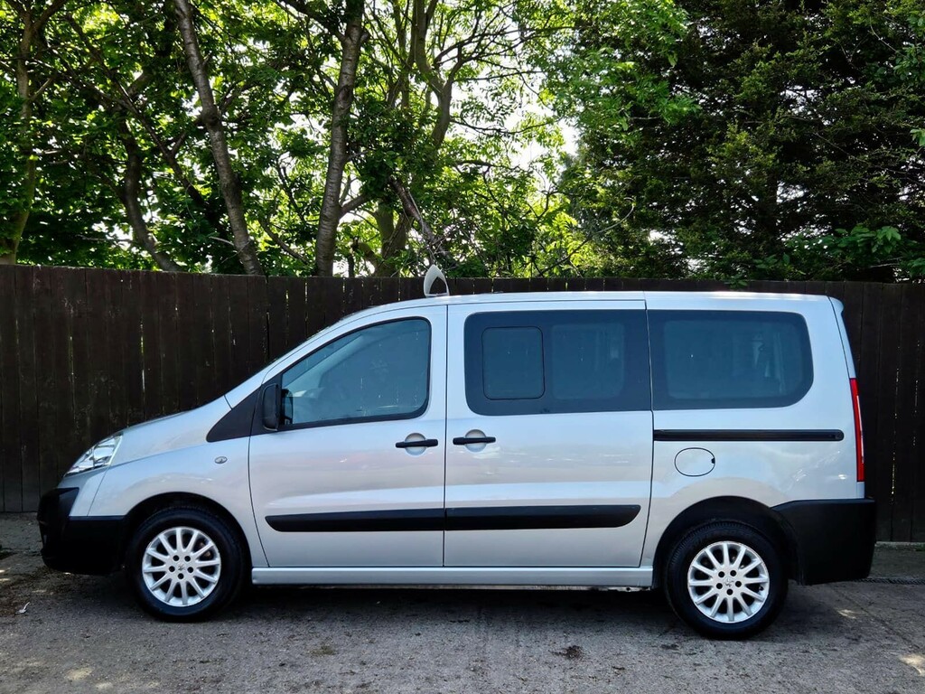 Peugeot Expert Tepee 2.0 Hdi Tepee Comfort L2 Silver #4