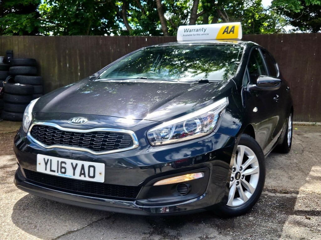 Kia Ceed 1.6 Crdi 2 Sportswagon Dct White #3