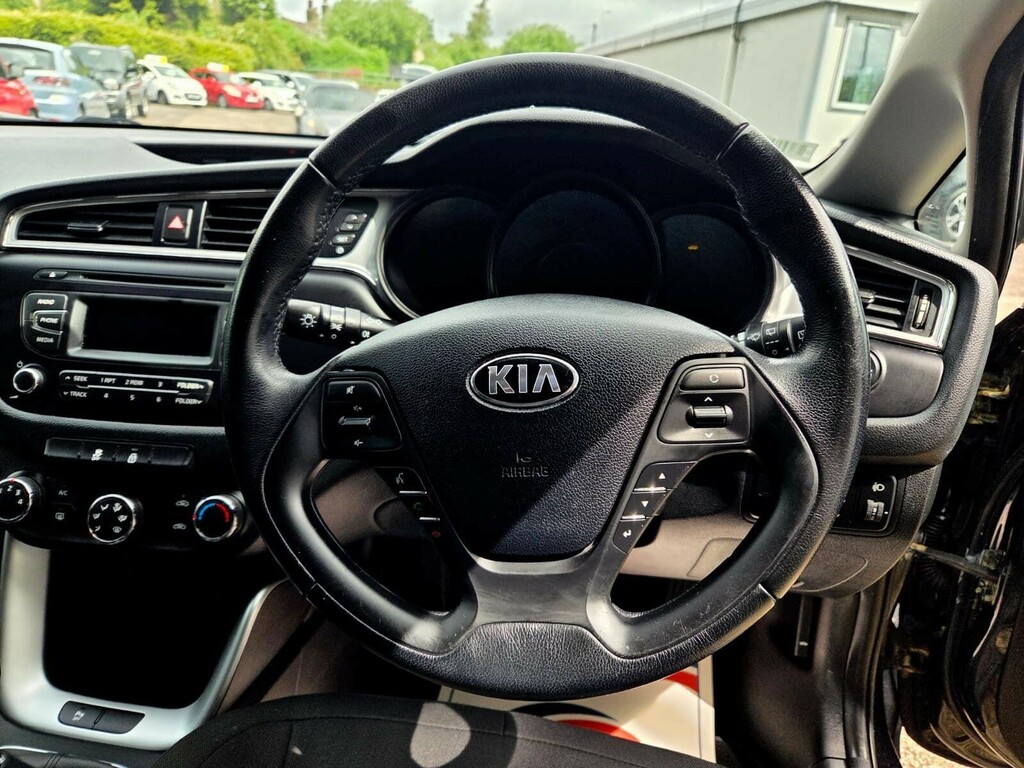 Kia Ceed 1.6 Crdi 2 Sportswagon Dct White #19