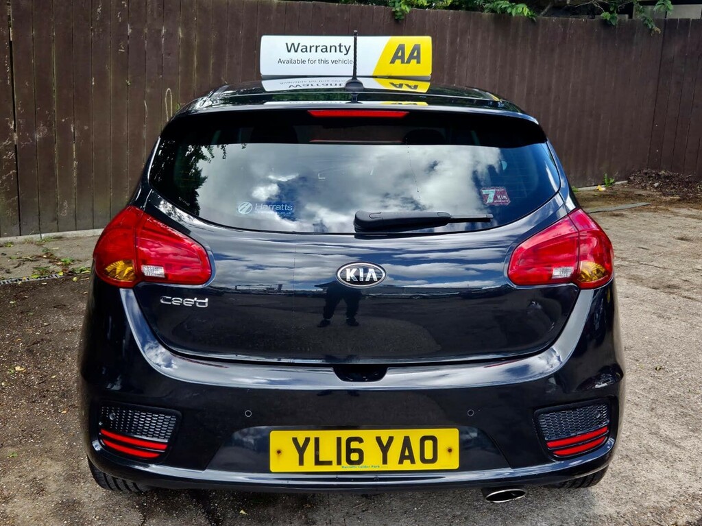 Kia Ceed 1.6 Crdi 2 Sportswagon Dct White #6