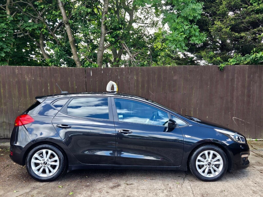 Kia Ceed 1.6 Crdi 2 Sportswagon Dct White #7