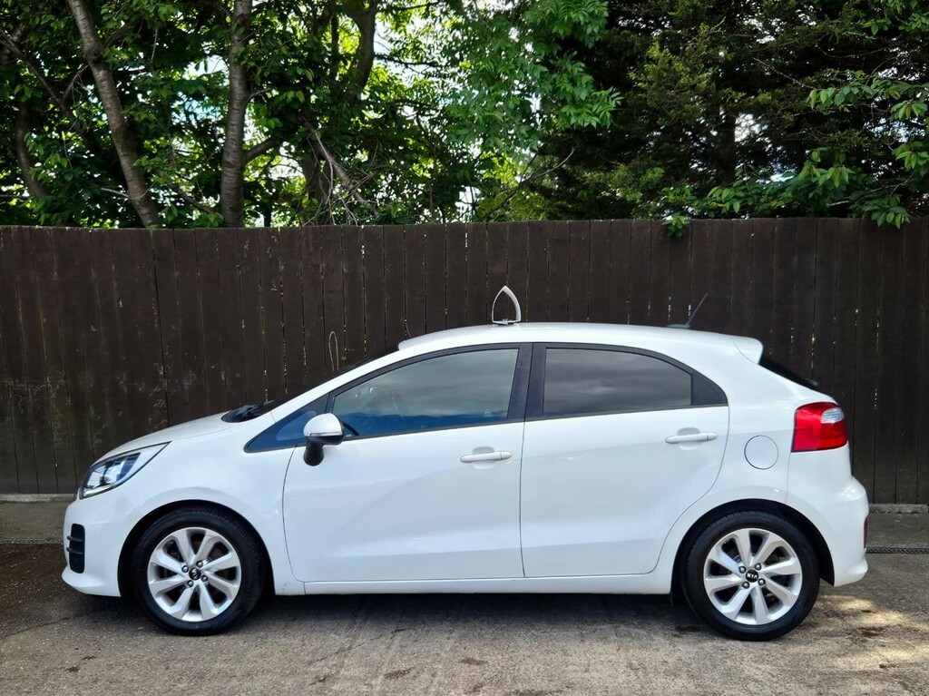 Kia RIO 1.4 Crdi Ecodynamics 2 Euro 6 Ss White #4