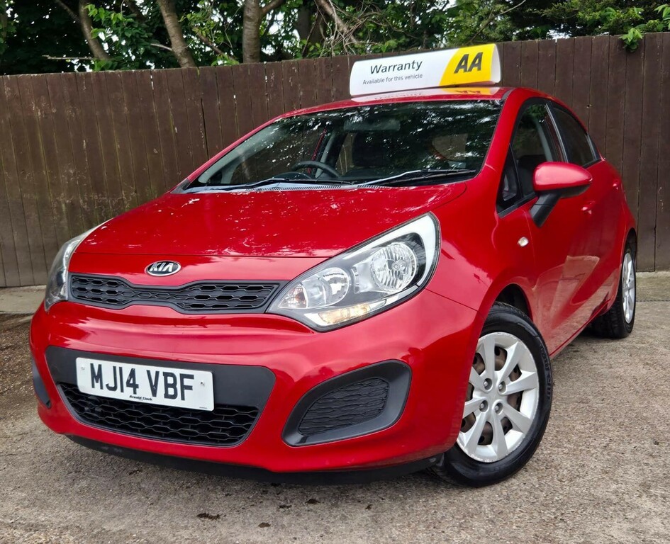 Kia RIO Hatchback Red #3