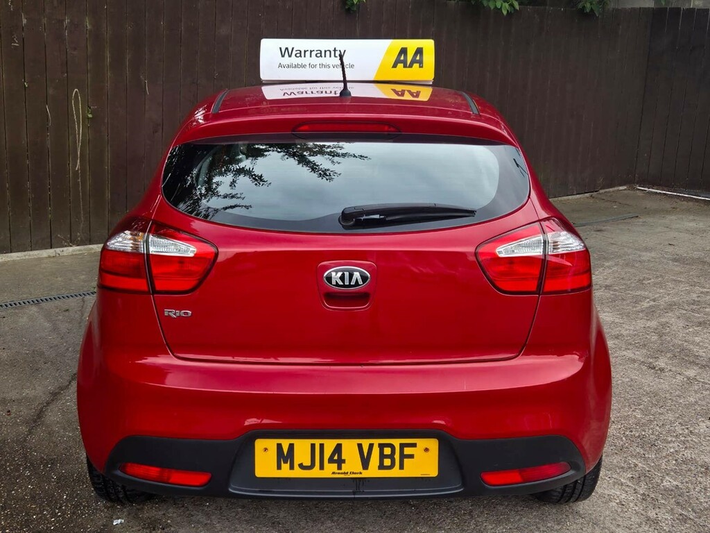 Kia RIO Hatchback Red #6