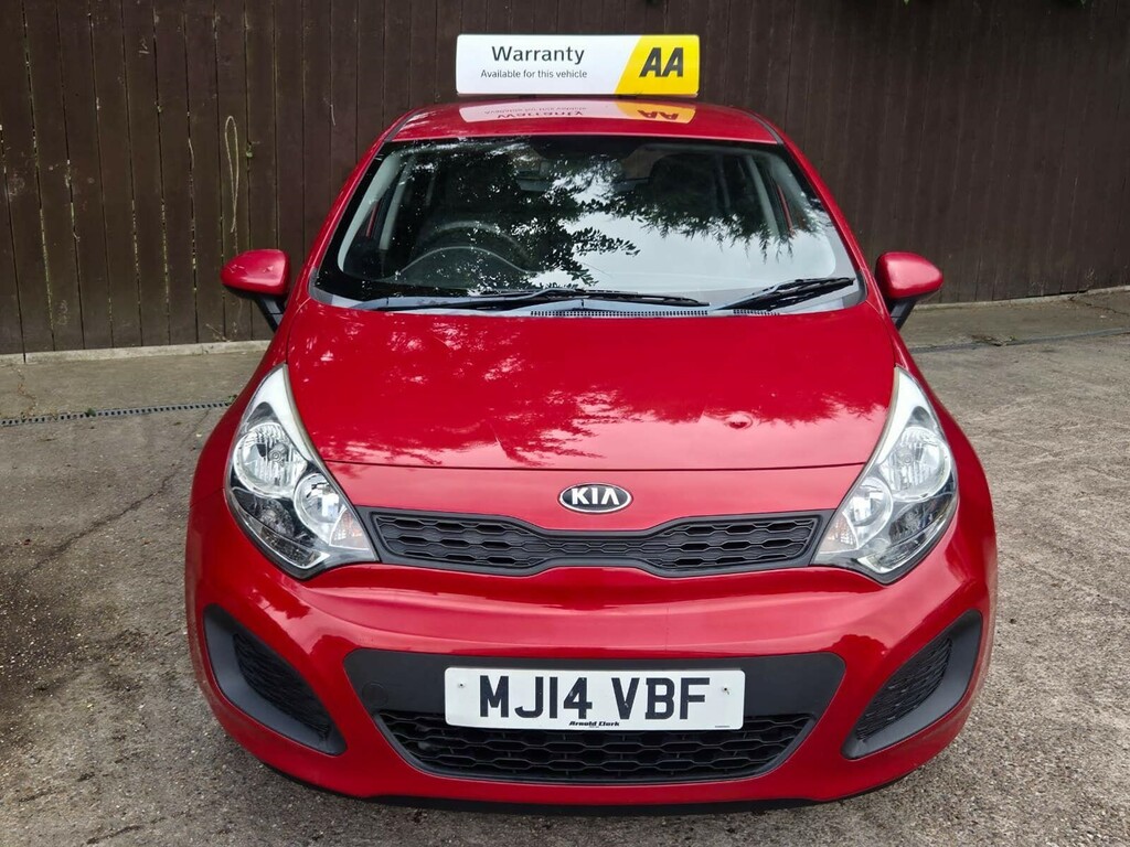 Kia RIO Hatchback Red #2