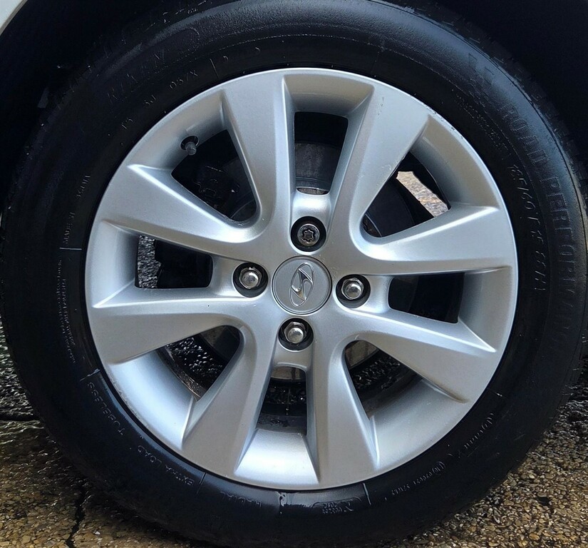 Hyundai I20 Hatchback 1.2 Classic Euro 5 201212 White #15
