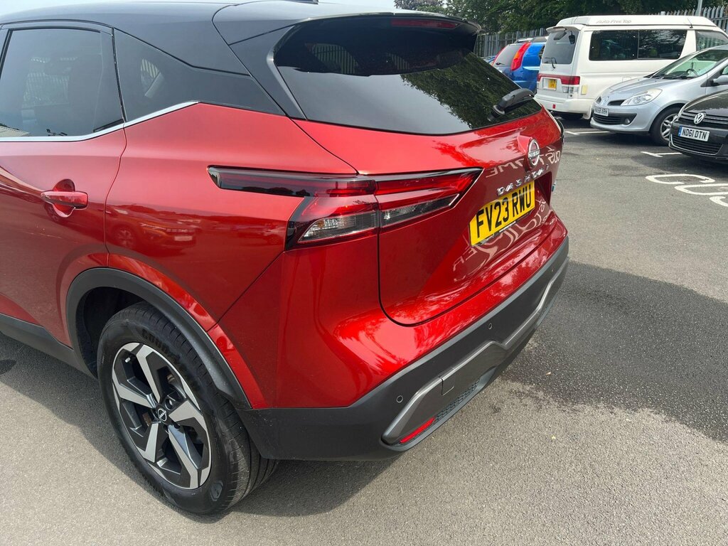 Nissan Qashqai 1.5 H E-power N-connecta Euro 6 Ss FV23RWU Red #5