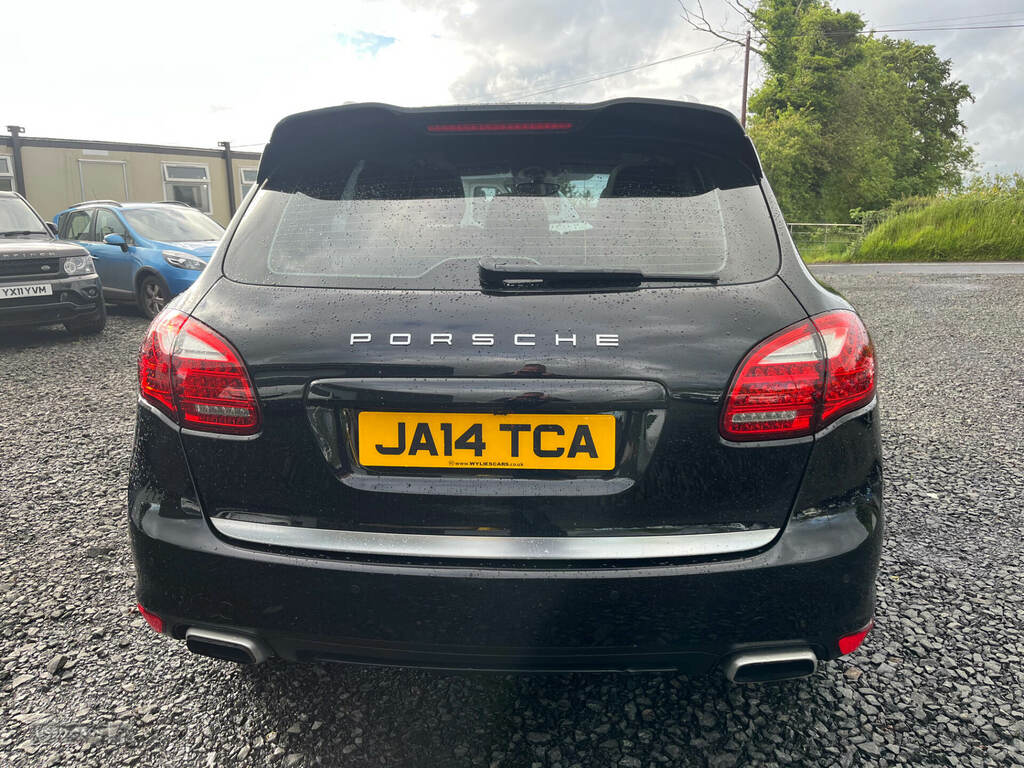 Porsche Cayenne S Tiptronic S IIG100 Black #4